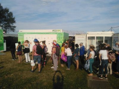 1537099093794_PART_1537099093727